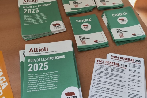 Material sobre les oposicions repartit per STEPV en les seus dels tribunals