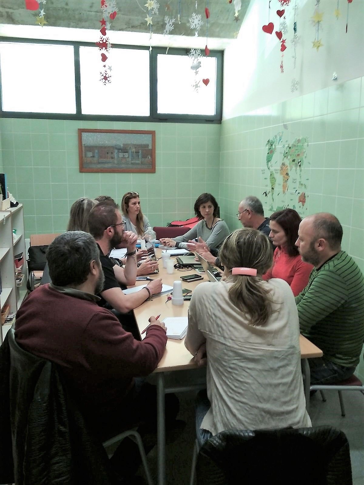 Un moment de la reunió de l'Associació amb representants sindicals