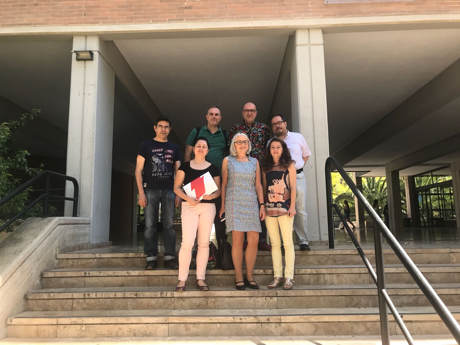 Les dues delegacions a la Universitat de València
