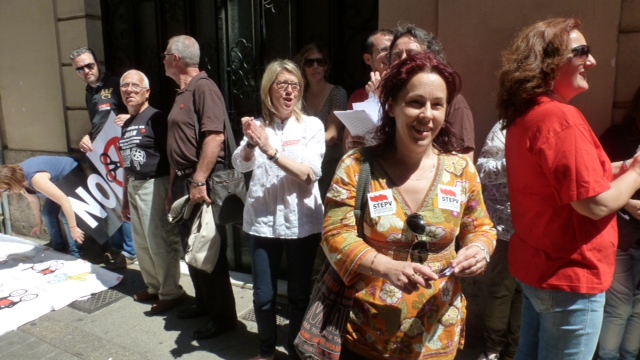 Lola Navarro, de STEPV-Iv, en la concentració