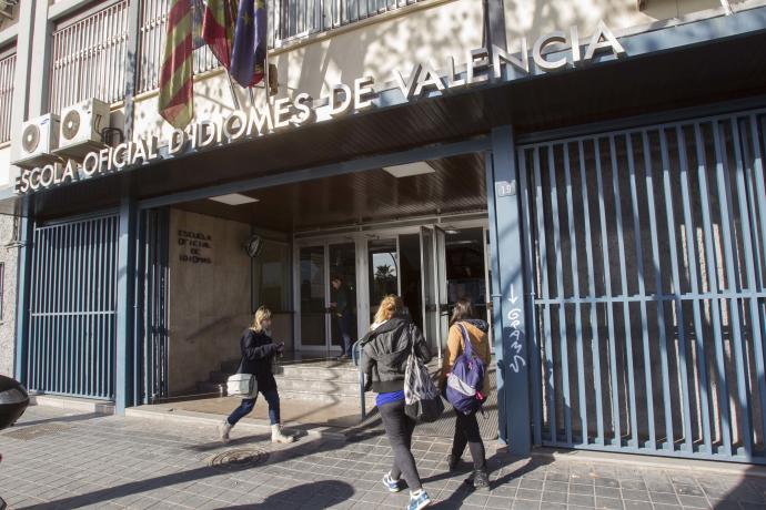 Entrada a l'EOI de València