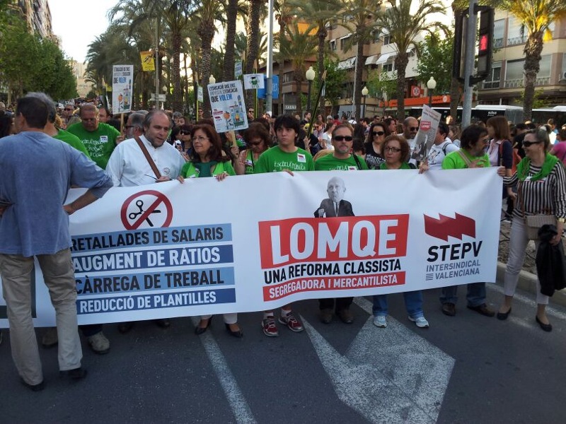Un moment de la vaga el 9 de maig de 2013 a Alacant, contra la LOMQE i les retallades