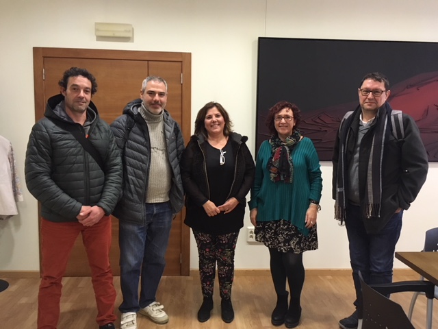 Reprensentants de STEPV, amb Marina Sánchez i Pilar Micó en acabar la reunió