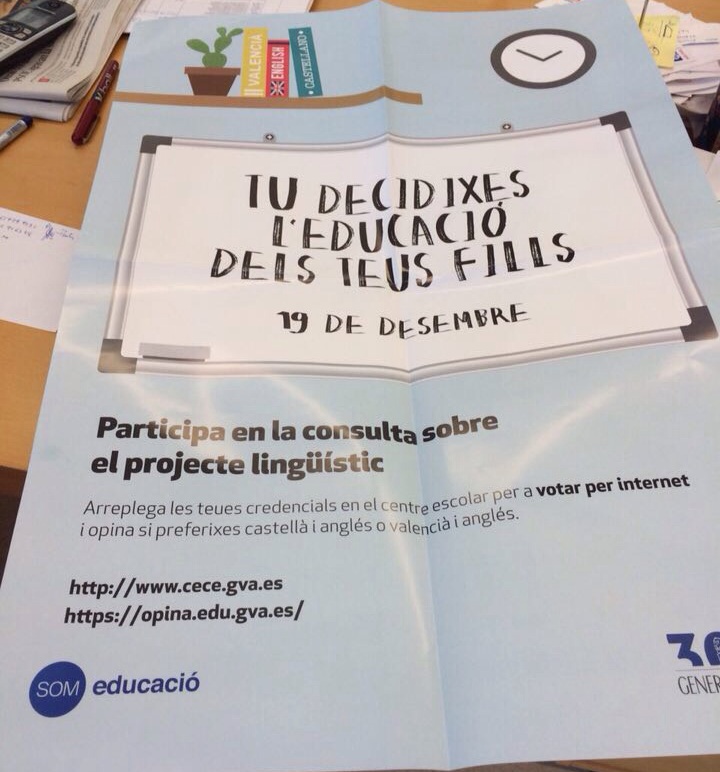 Cartell que han rebut els centres educatius per a convocar la consulta